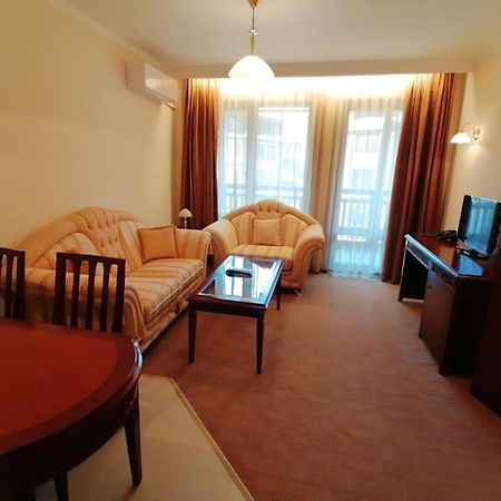 Downtown Luxury Private Apartments Банско Экстерьер фото
