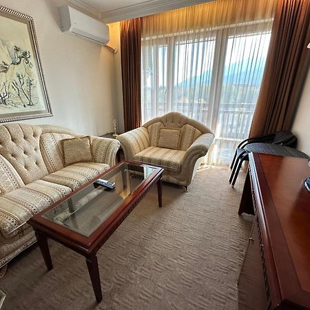 Downtown Luxury Private Apartments Банско Экстерьер фото
