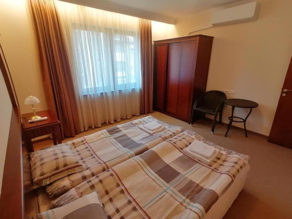 Downtown Luxury Private Apartments Банско Экстерьер фото