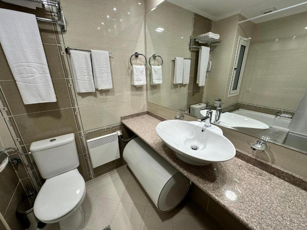 Downtown Luxury Private Apartments Банско Экстерьер фото